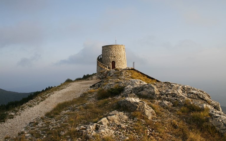 Vojak Tower
